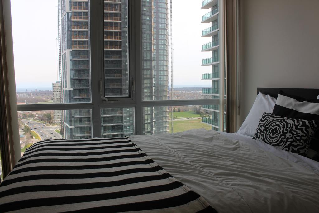 Elite Suites Mississauga Ngoại thất bức ảnh