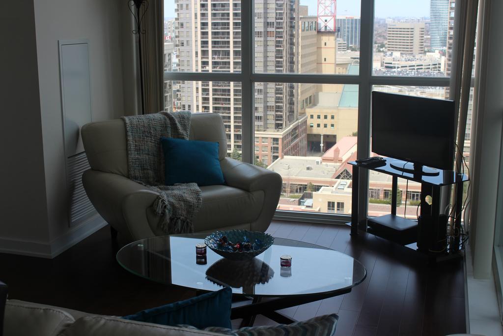 Elite Suites Mississauga Ngoại thất bức ảnh