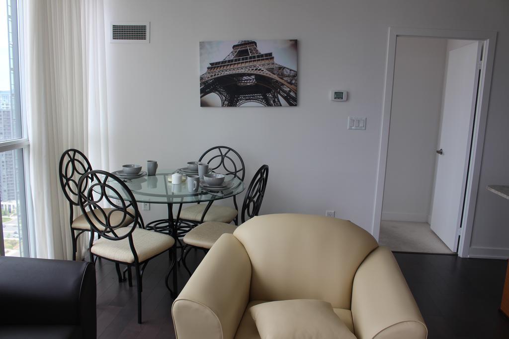 Elite Suites Mississauga Ngoại thất bức ảnh